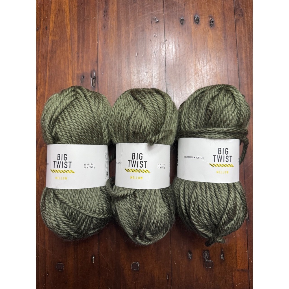 Big Twist Mellow Olive Green Super Bulky Acrylic Yarn 3 Skeins Lot 81yd Each